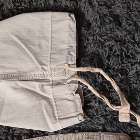 Levi - Picture 5 of 5